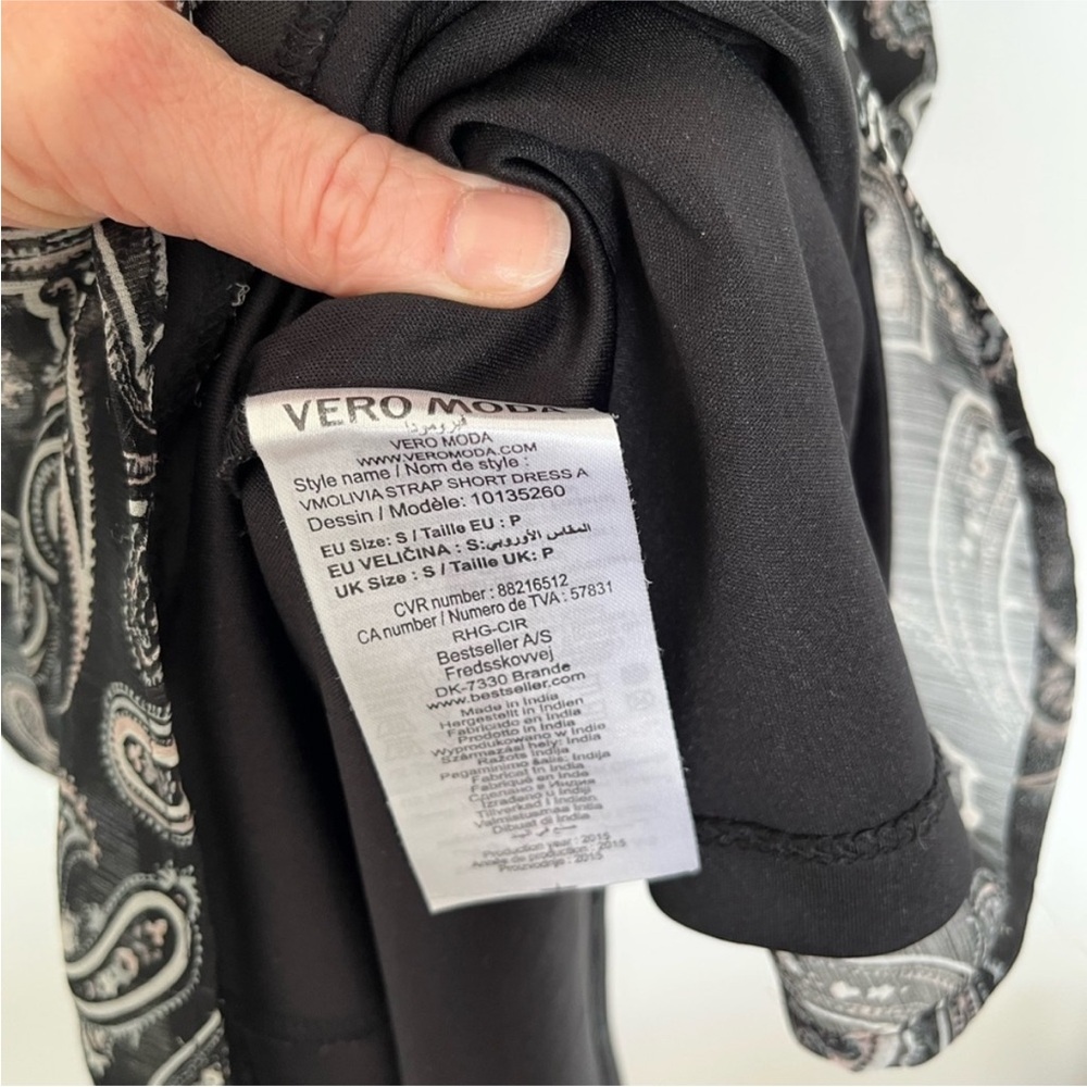 Vero Moda Black and White Paisley Mini Dress Size S - Picture 5 of 5